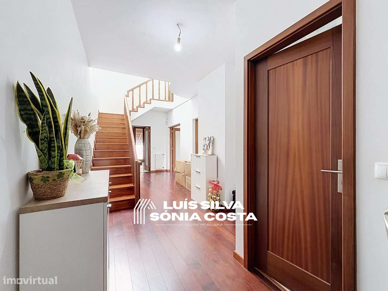 Moradia T4 com Jardim, Pátio, Ótimas Áreas & Excelente...-14