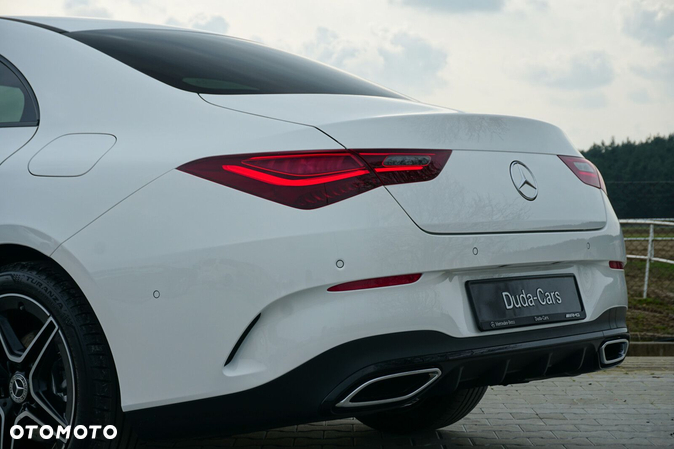 Mercedes-Benz CLA 200 d AMG Line 8G-DCT - 11