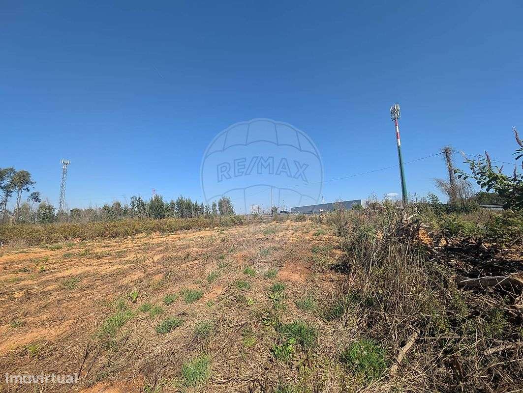 Terreno  para arrendamento - Grande imagem: 3/6