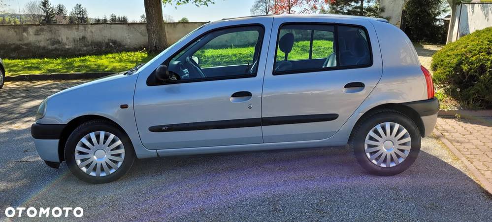 Renault Clio 1.2 16V Authentique - 14