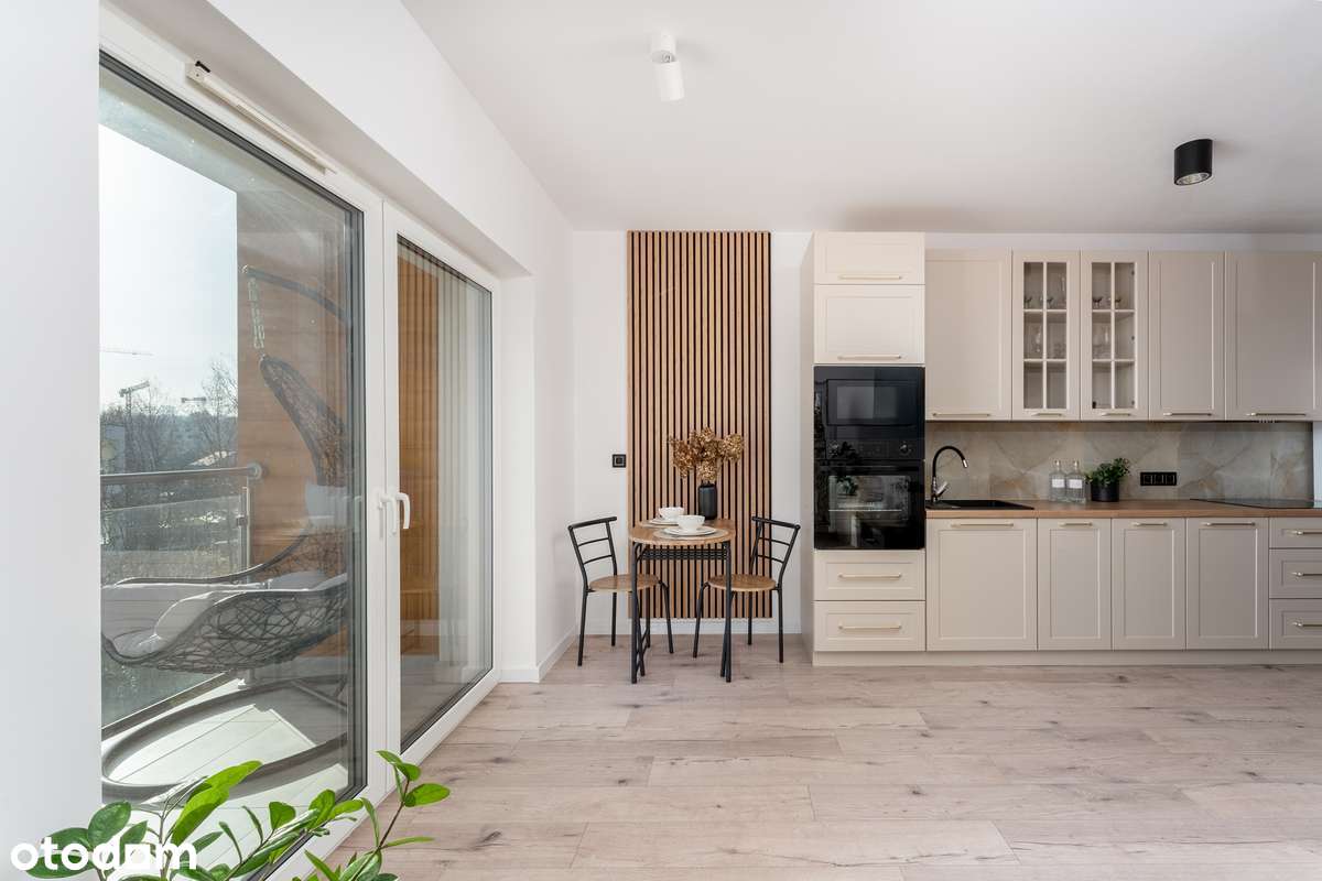 Na sprzedaż 2 pokojowe mieszkanie os Wieliczka Park 2 balkony widok-0