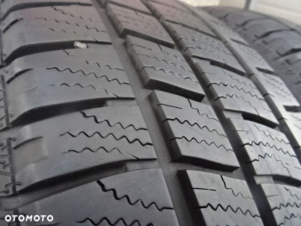 215/60/R17C 109/107T GOODYEAR CARGO VECTOR 2 - 3