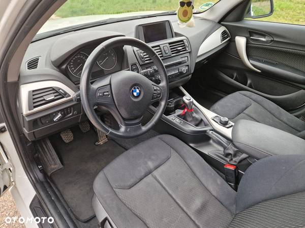 BMW Seria 1 114i - 20