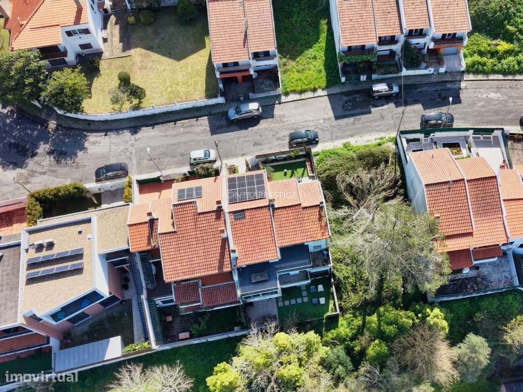Moradia T5 Remodelada com Painéis Fotovoltaicos - Monte Santos, Sintra-51