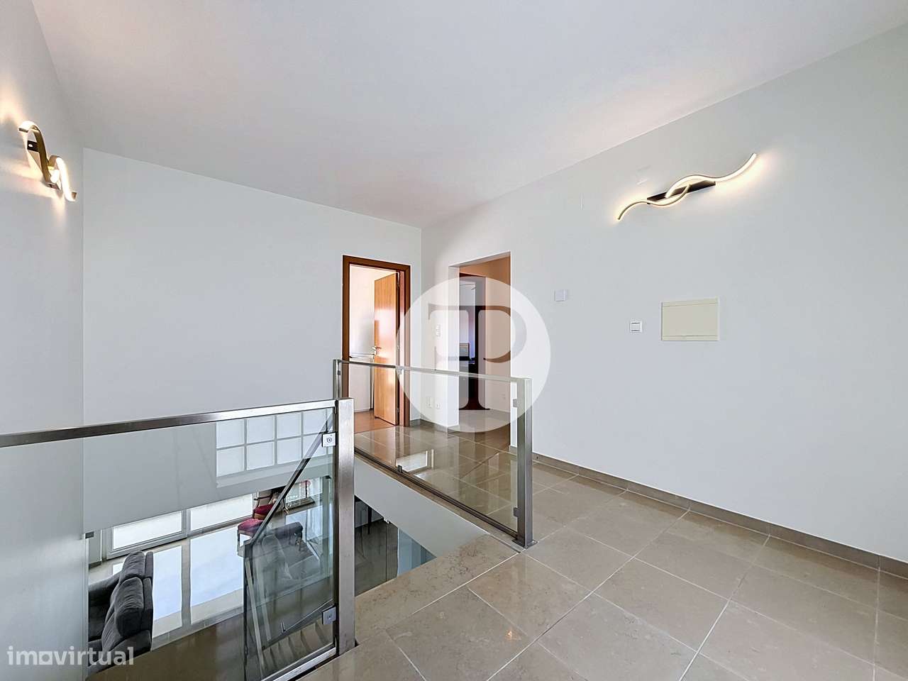 Moradia T4 contemporânea | Piscina e jardim 1.716 m² | Nadadouro-15