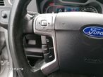 Ford S-Max - 32