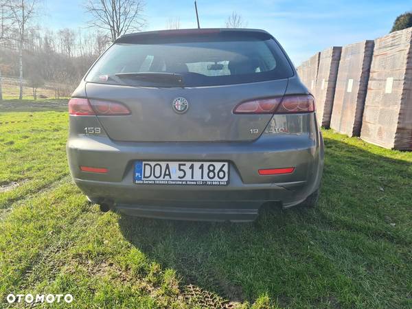 Alfa Romeo 159 1.9JTDM Impression - 6