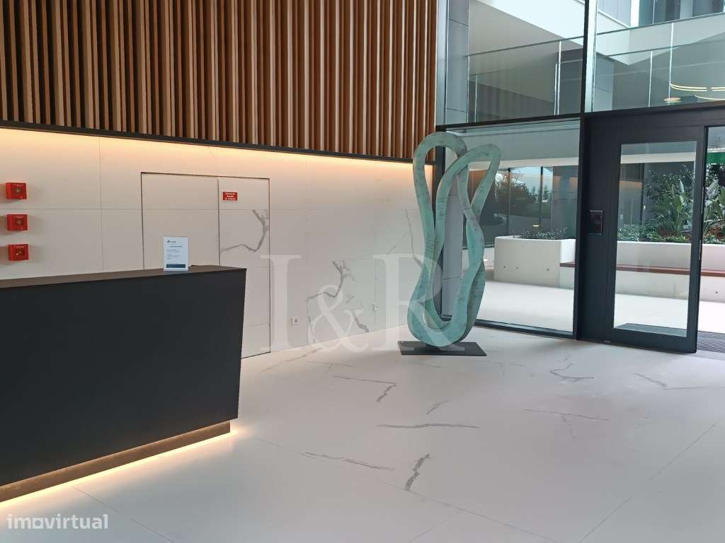 Apartamento T3 com varanda no empreendimento DUUO, Lisboa-29