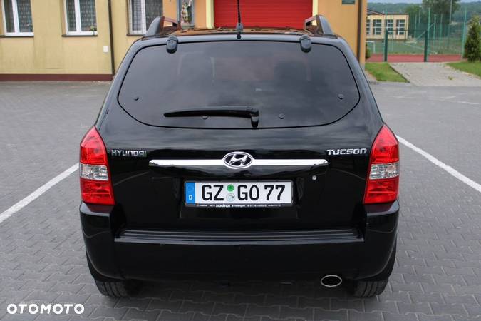 Hyundai Tucson 2.0 Comfort 2WD - 5