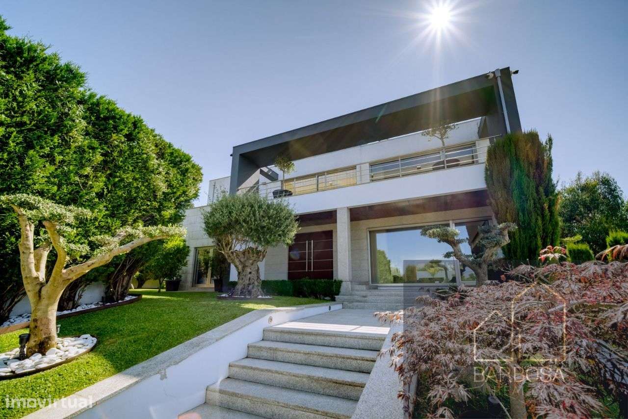 V5 Maia - 4 suites - 4 frentes - Luxo, privacidade e tranquilidade!-59