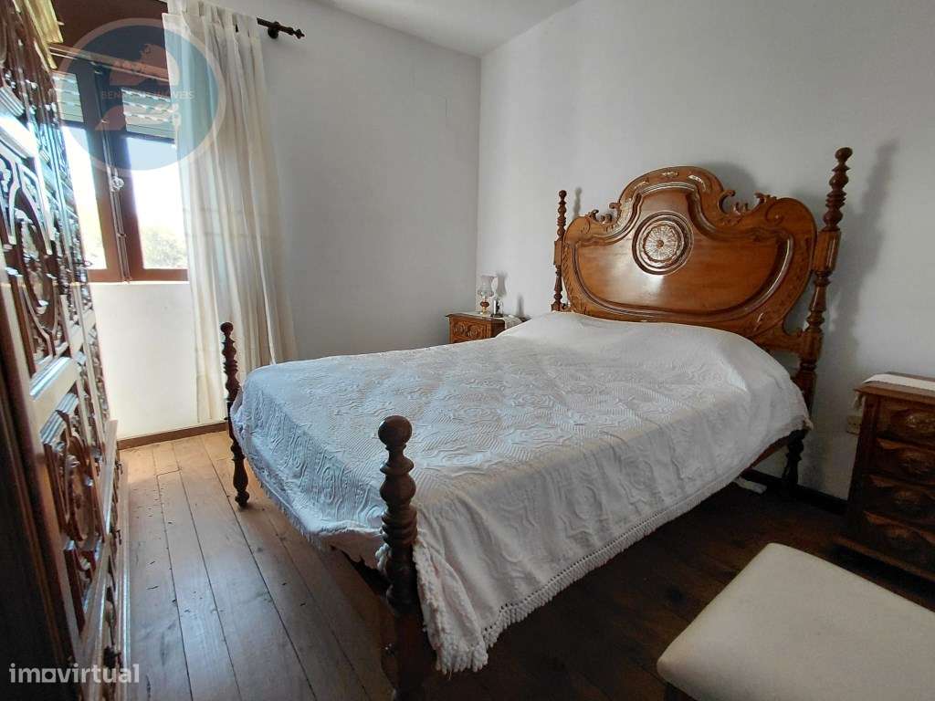 Casa Geminada T3 com Terreno Outerinho, Cabeceiras de Basto-17