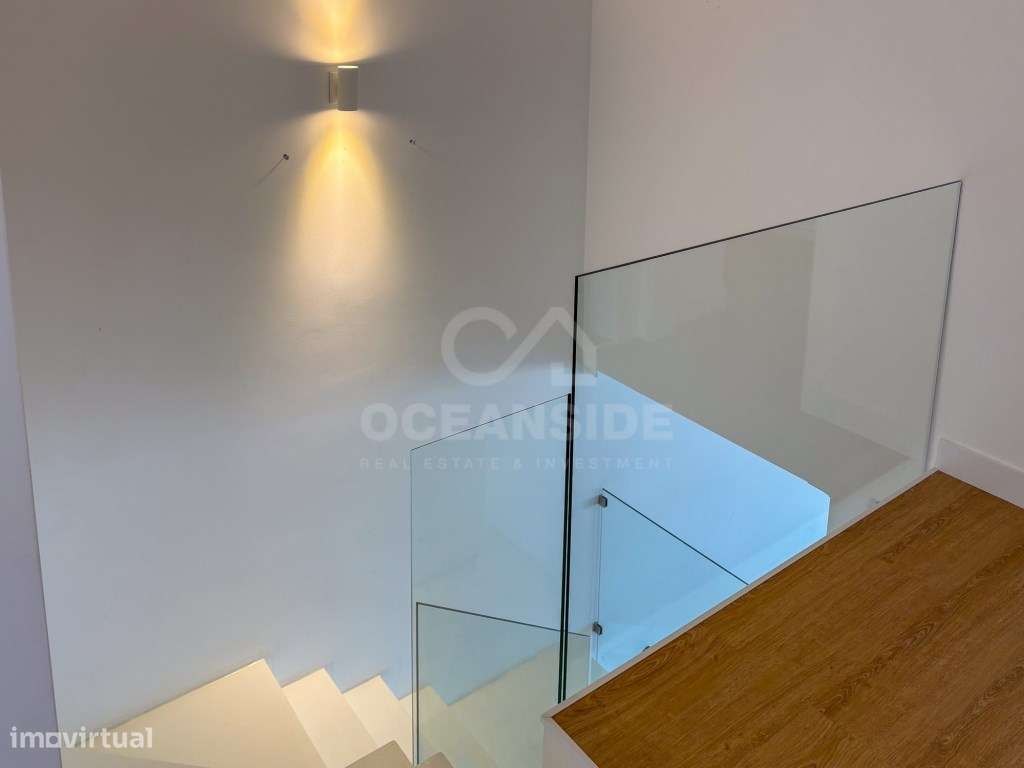 Apartamento T3 duplex - Estoril-27