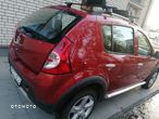 Dacia Sandero Stepway 1.6 - 11