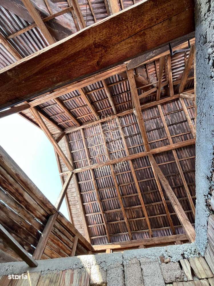 Casa la rosu-Zona Bistrita Bargaului-Teren-700mp - Imagine principală: 5/7