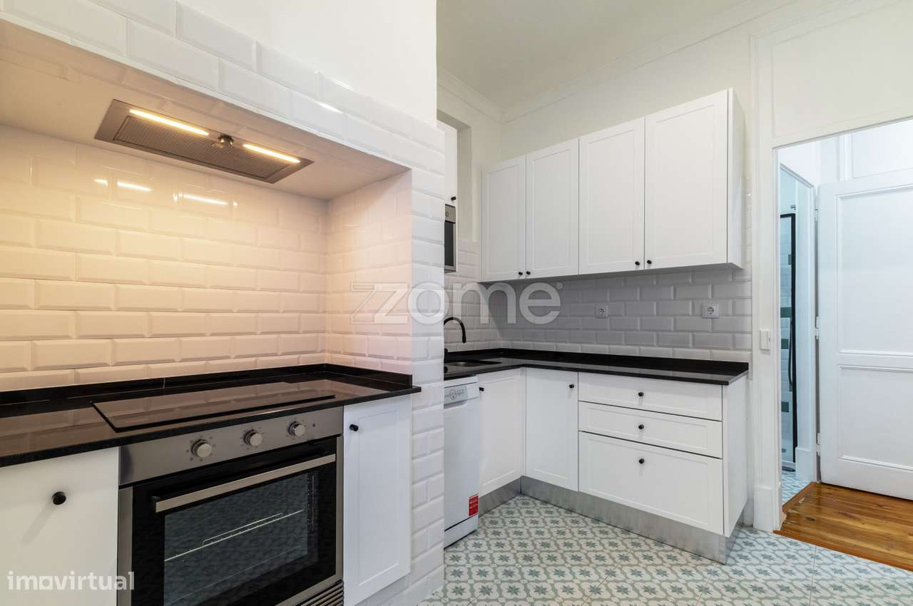 Apartamento T1+1 Renovado em São Bento, Junto ao ISEG, Lisboa - Grande imagem: 4/19