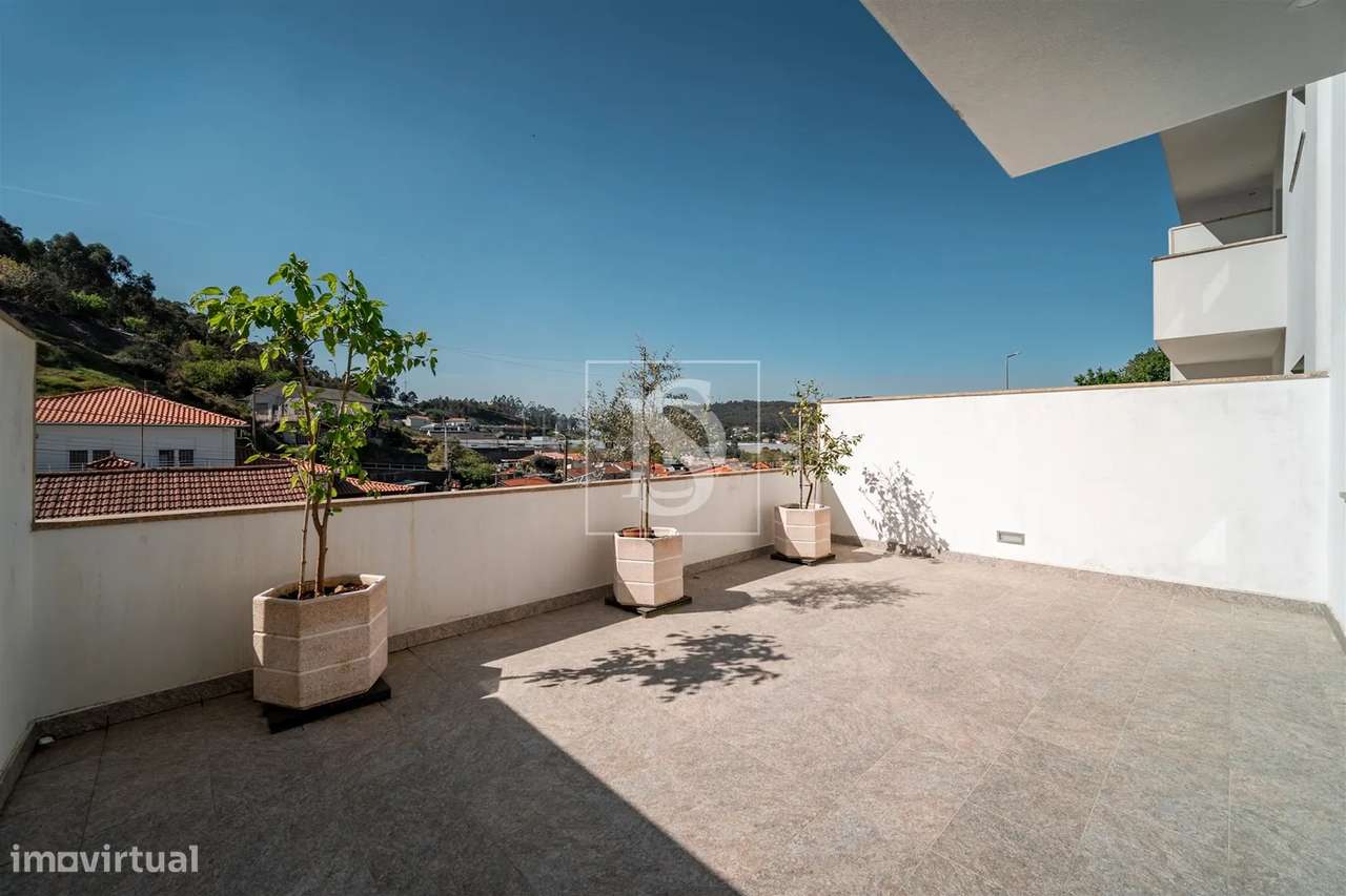 Moradia T3 em Vizela com Garagem e Terraço – Espaço e Conforto-8