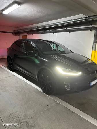 Tesla Model X P100D - 1