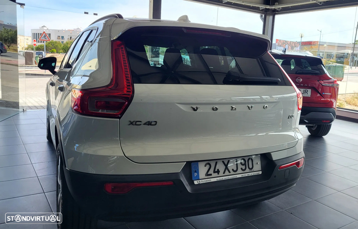 Volvo XC 40 2.0 D3 Geartronic - 25