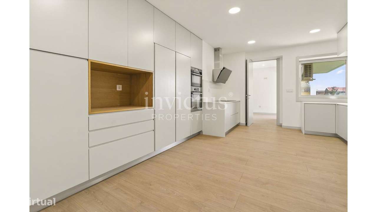 Apartamento T4 na Constituição-9