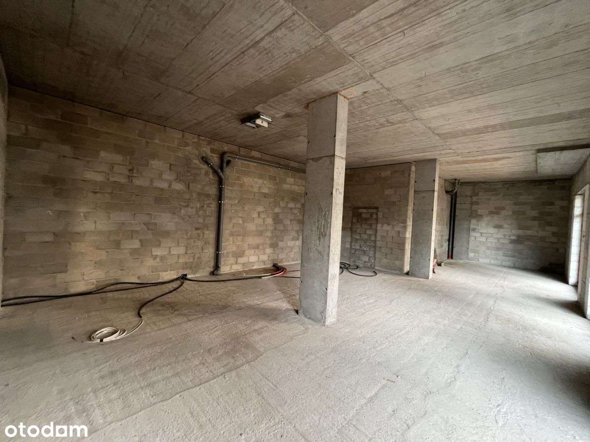 Prestiżowy lokal usługowy 180 m² – duże witryny-14