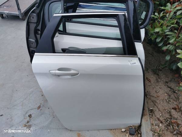 Porta Tras Direita Peugeot 308 SW do ano 2014 - 1