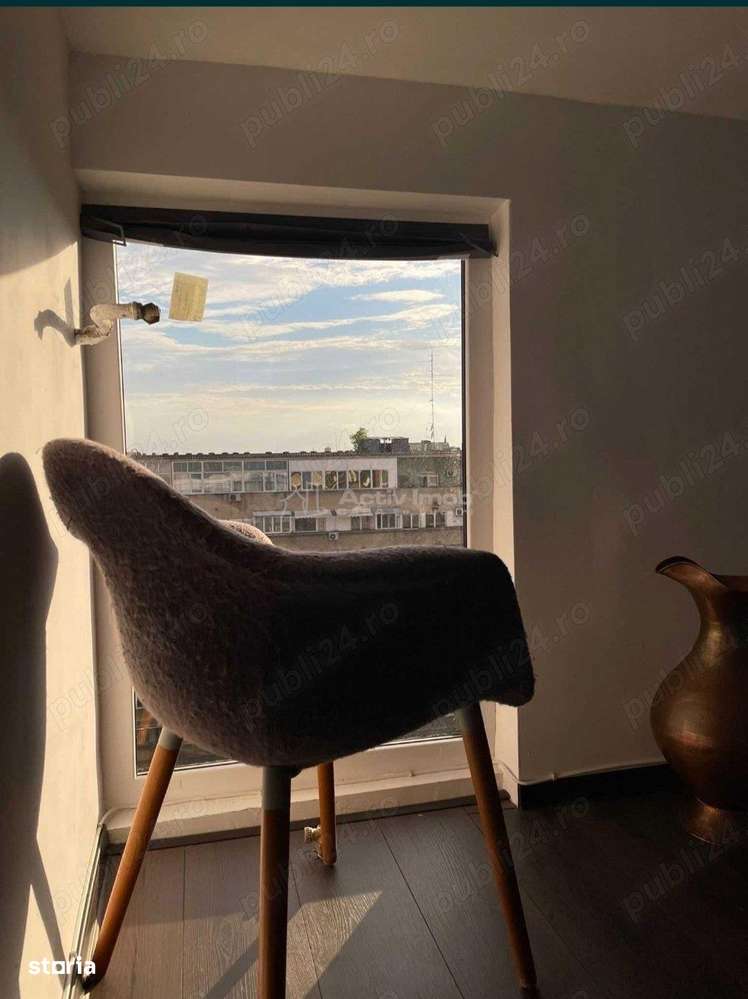metrou Universitate - garsoniera - mansarda-1