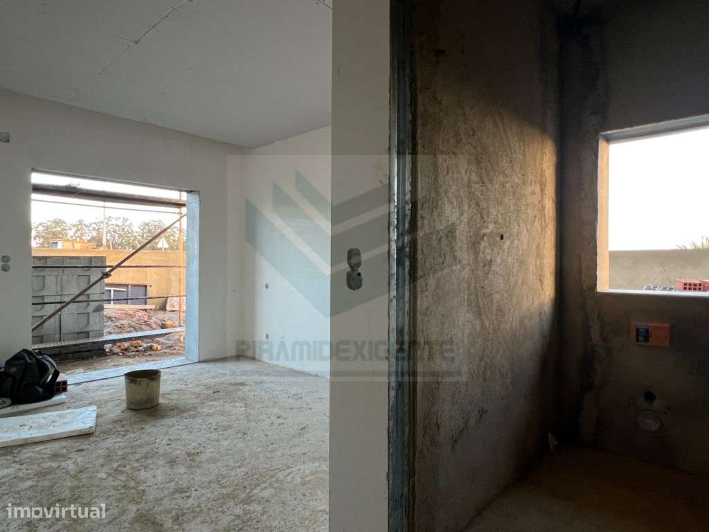 Moradia Isolada Urbanização Nova, 2 min. do Centro Moita-20