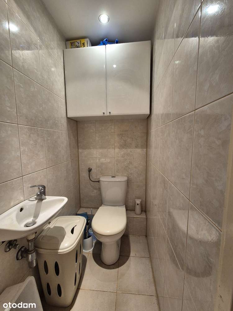 3 pokoje 64m2 z pięknym widokiem na Wisłę, blok z 2000r ul.6 Sierpnia-15