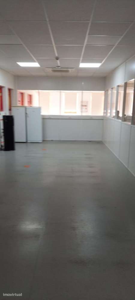 Armazém industrial para venda em Évora - Grande imagem: 2/22
