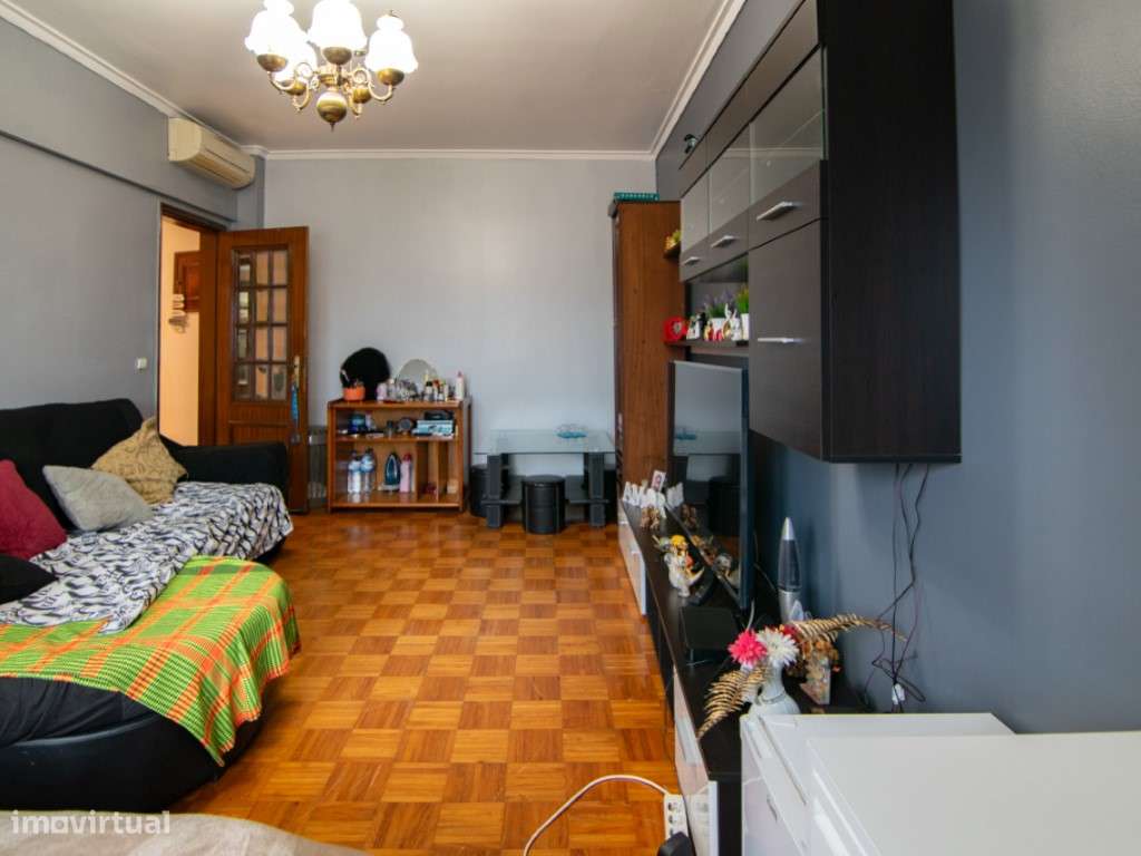 Imperdível T2 na Amadora!-6