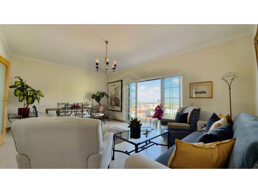 Apartamento T3 em zona centro de Loulé, Algarve-0