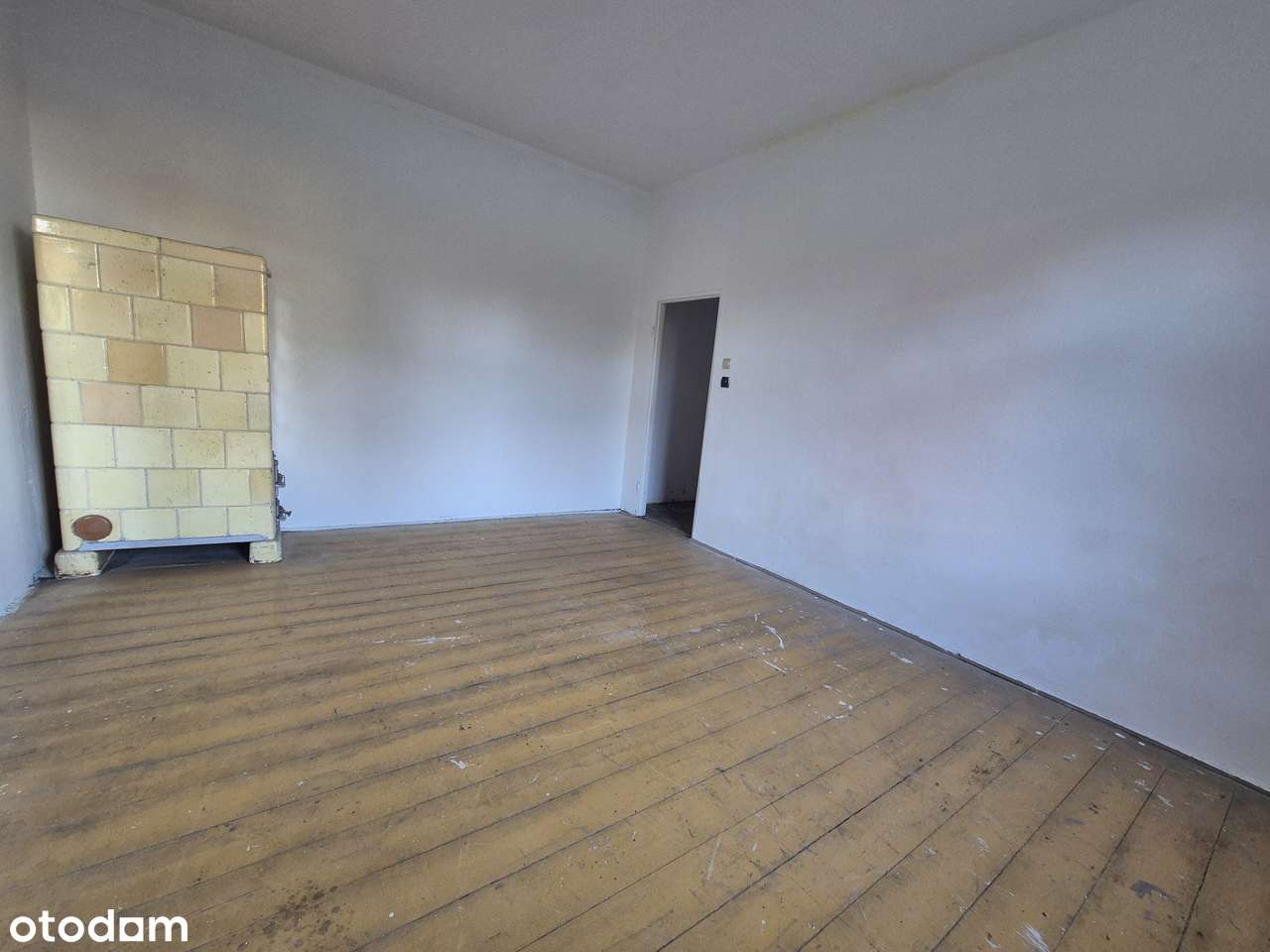 Jasny lokal na parterze, Jarocin, ul. Wojska Polskiego, 2 pokoje!-5