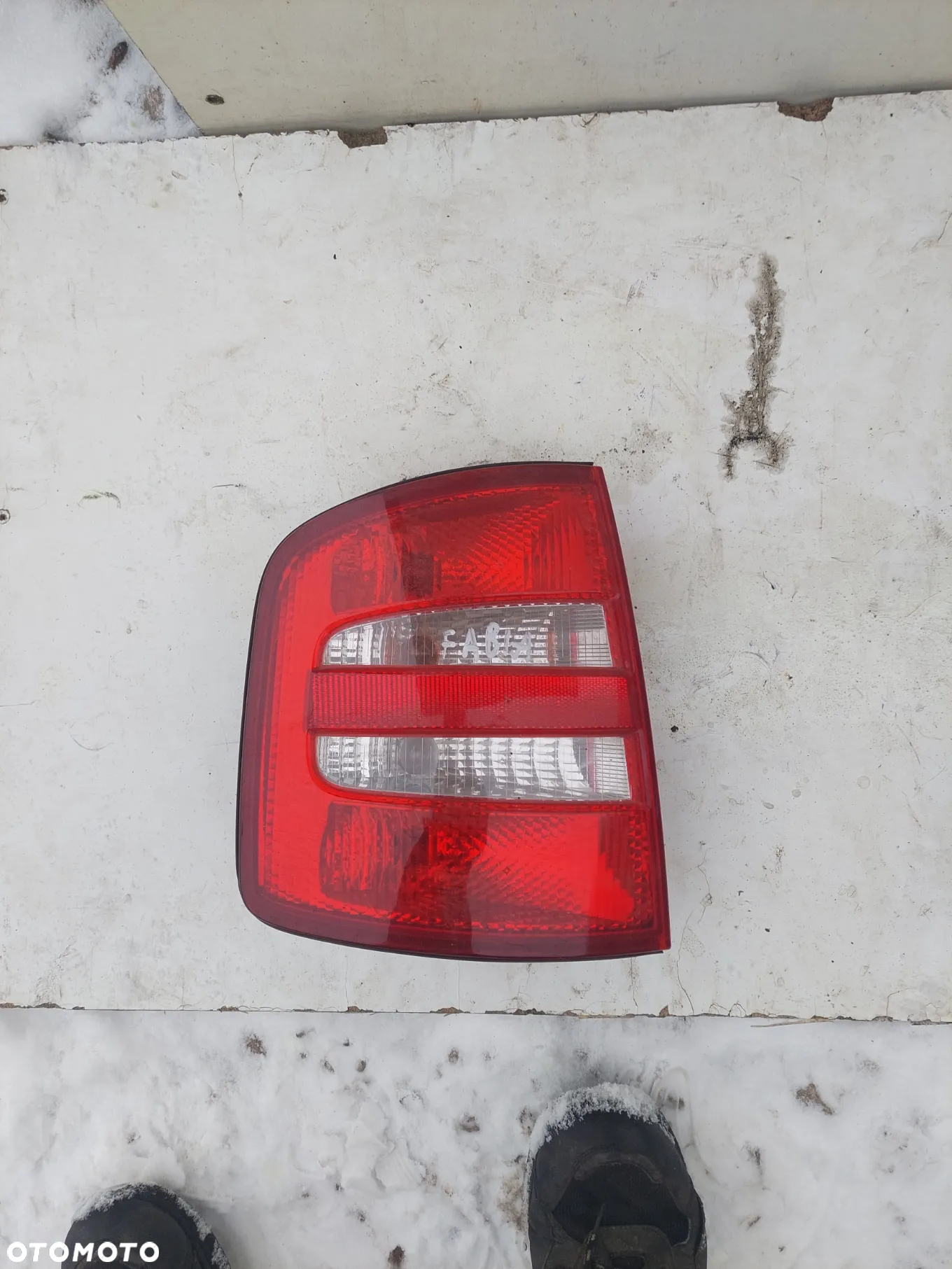 LAMPA PRAWA LEWA TYŁ SKODA FABIA I - 2