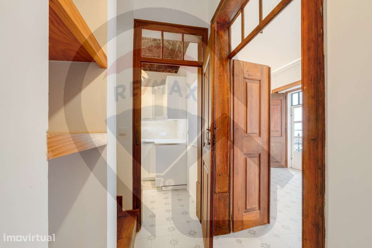 Moradia T3 Renovada no Centro Histórico de Évora – Charme Único-3