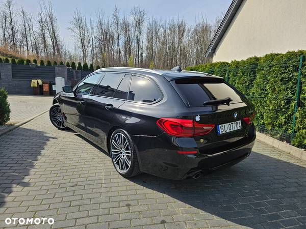 BMW Seria 5 520d Sport Line - 3