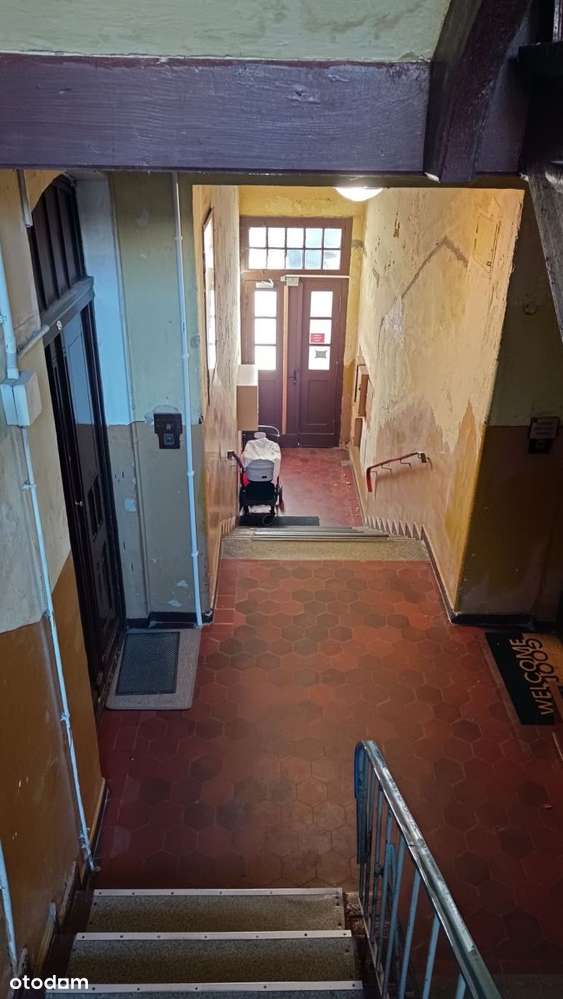 Duże mieszkanie w ładnej kamienicy na Wildzie-19