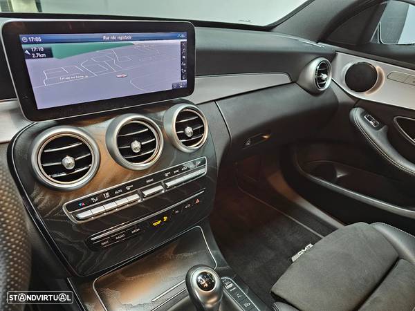 Mercedes-Benz C 180 d Station AMG Line - 11