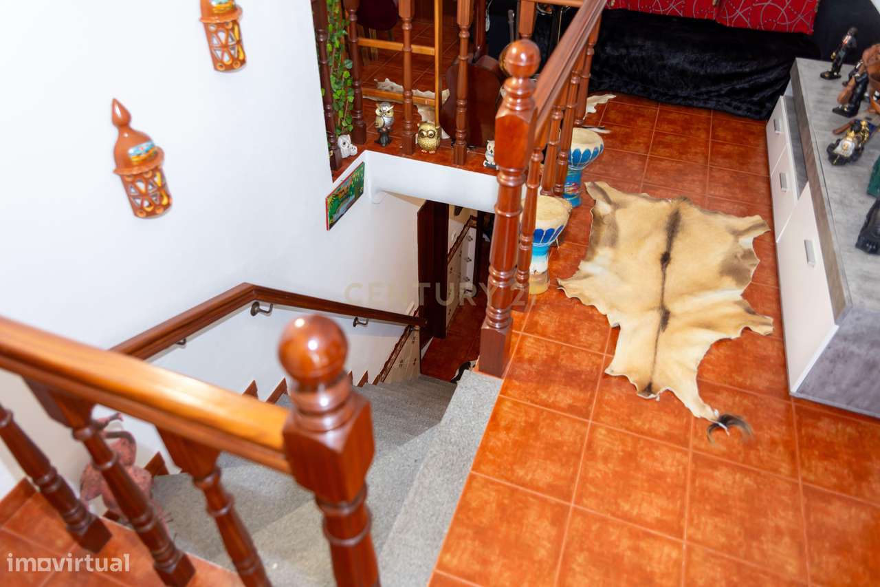 Charmosa Moradia T4 em Estremoz-35