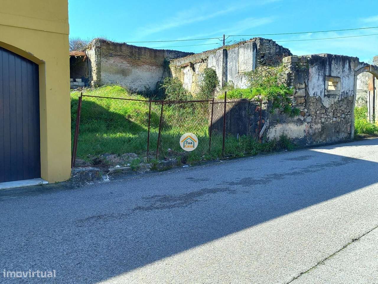 Casa em Ruínas - Grande imagem: 3/7