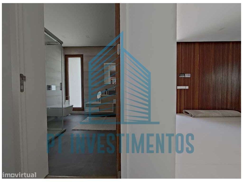 Moradia semi-nova T5+1 em Santa Joana - Aveiro-41