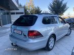 Volkswagen Golf 1.6 TDI DPF DSG Comfortline - 3