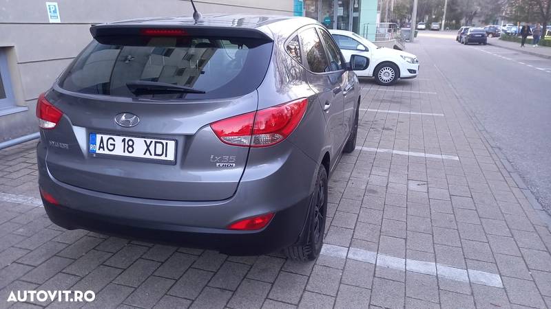 Hyundai ix35 1.7 CRDI 2WD Comfort - 4