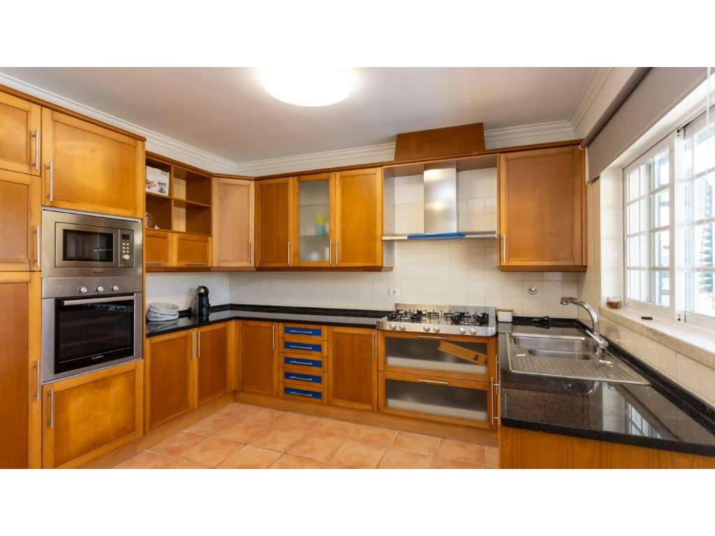 Moradia T4 com Piscina em Sesimbra | A 10 min das Praias - Grande imagem: 5/30