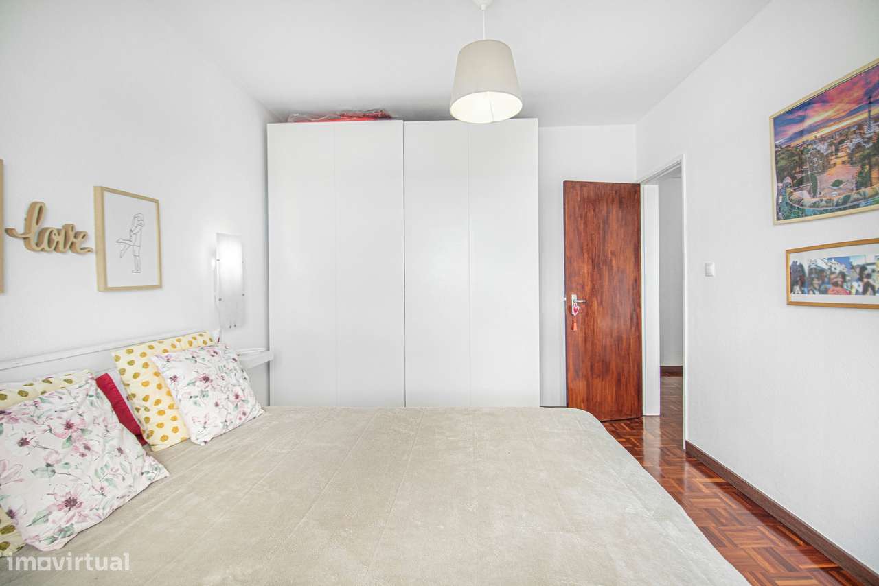 T3 Remodelado em 2021 c/ imensa luz natural e elevador-12