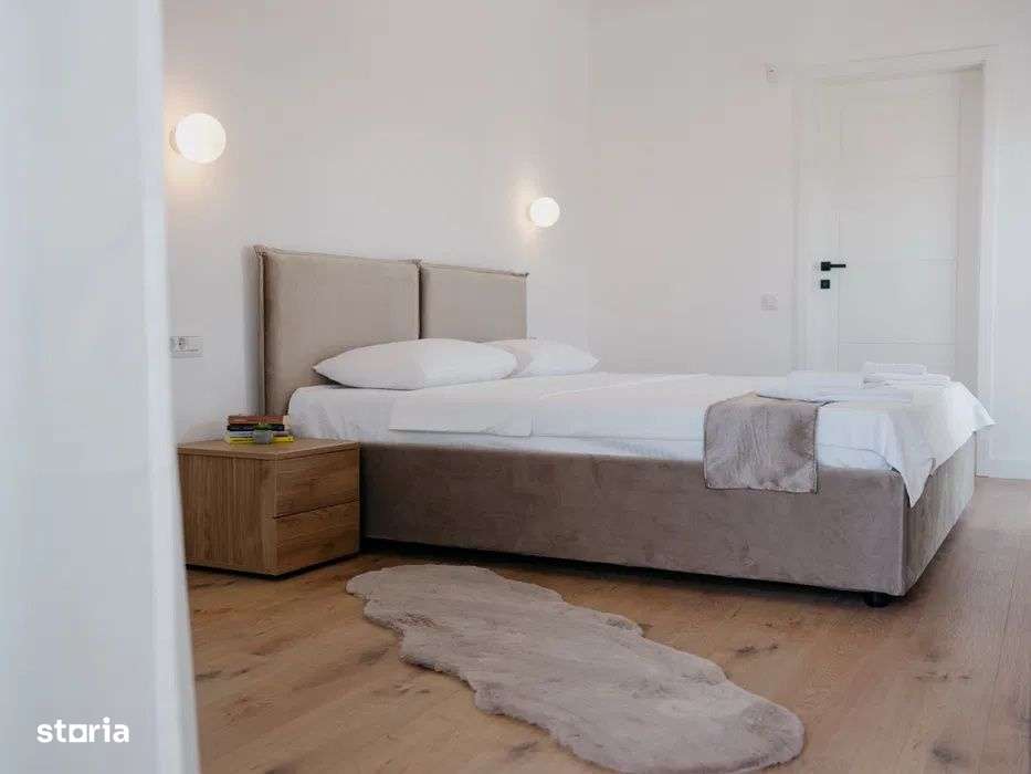 Duplex cu 4 camere,160mp,Garaj,Zona Buna Ziua - Imagine principală: 2/8