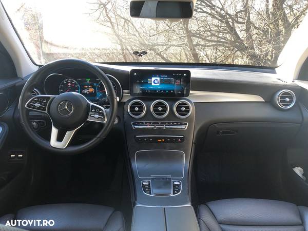 Mercedes-Benz GLC 200 4Matic 9G-TRONIC - 9