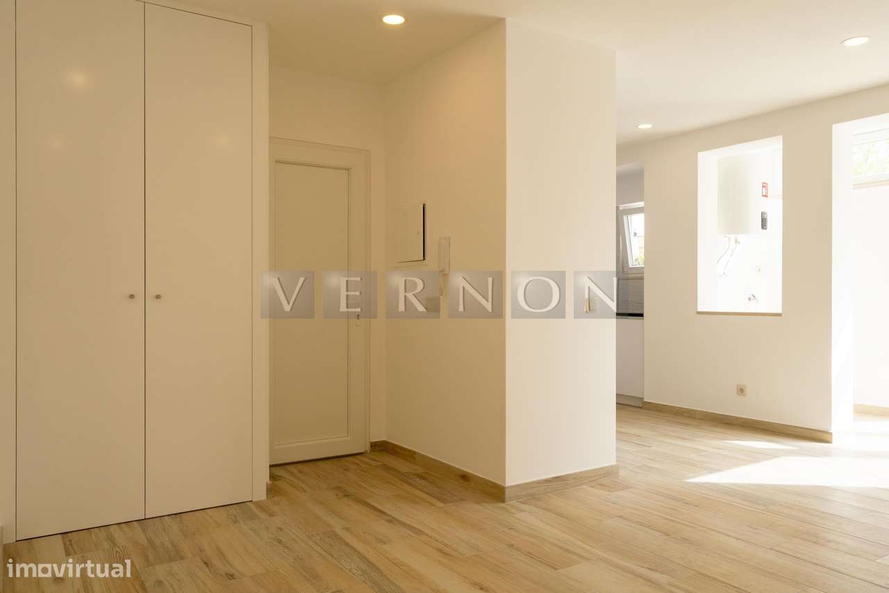Apartamento T1 no R/Chão renovado no centro da cidade de Silves-13