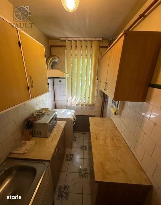 Apartament 3 camere Piata Progresul - Imagine principală: 4/5