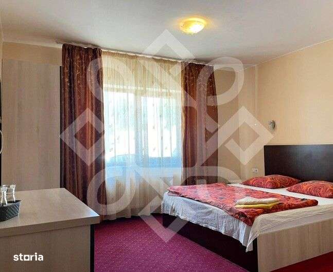 Pensiune cu 7 camere de vanzare in Baile 1 Mai - Imagine principală: 2/20