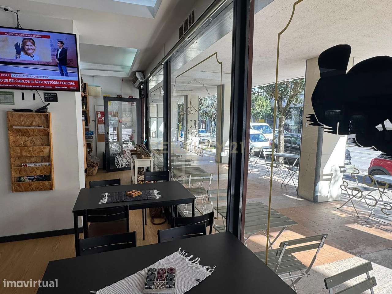 Mercearia Gourmet para trespasse junto ao Palácio de Cristal-14